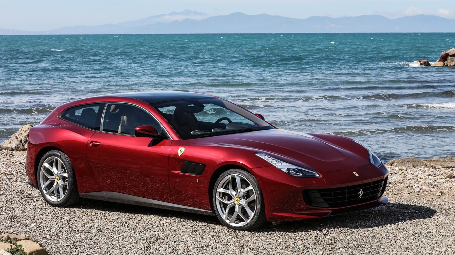 Ferrari gts 4 lusso