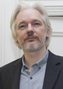 Pamela Anderson Julian Assange